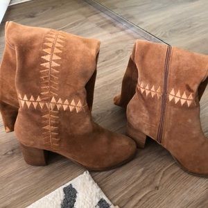 Suede-like boots Women 6.5